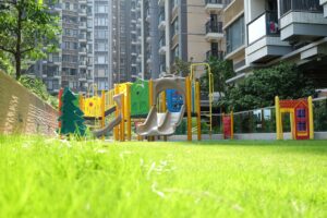 4 | 利嘉閣地產有限公司